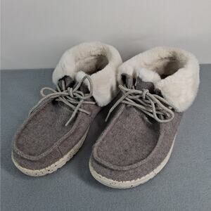 HeyDude Britt Slip-On Booties Shoes Women's Size 6 Charcoal Gray Faux Fur